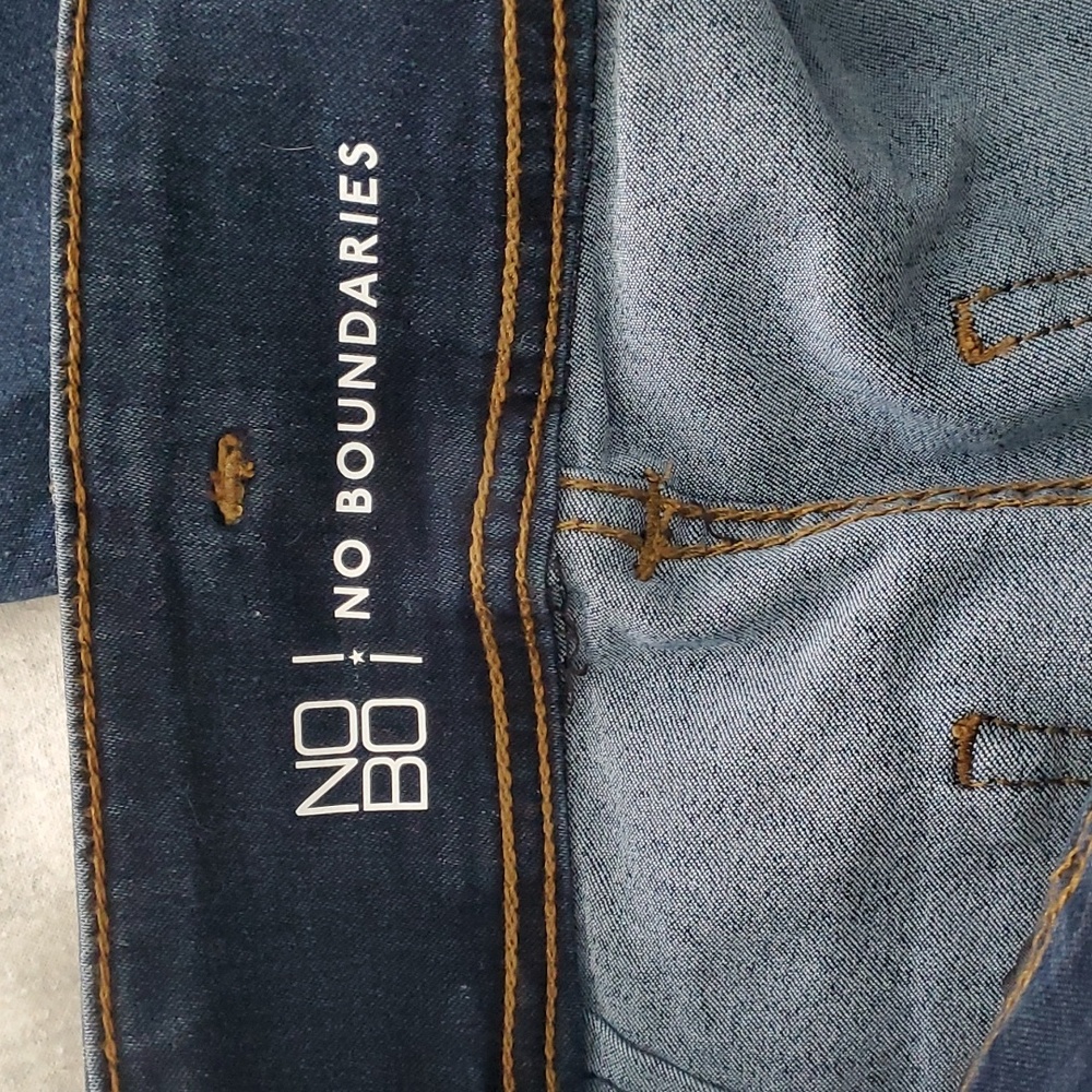 Jeans - Picture 5 of 5